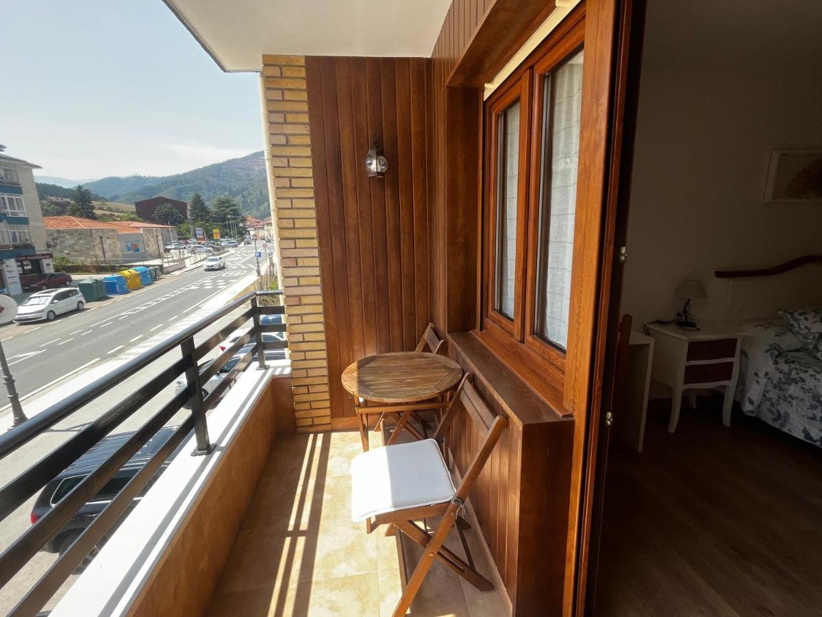 Apartamento Valbuena Потес Екстер'єр фото