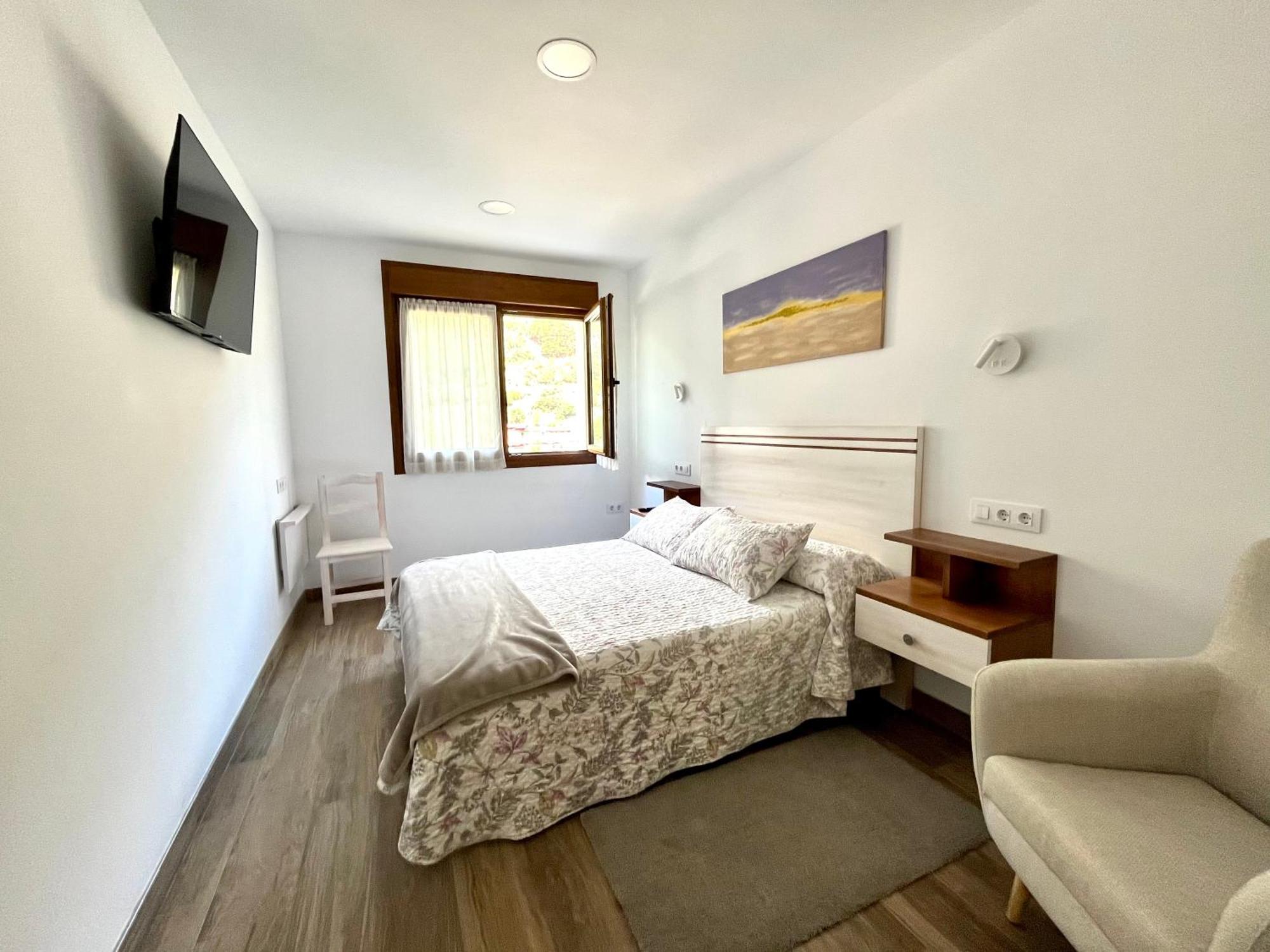 Apartamento Valbuena Потес Екстер'єр фото
